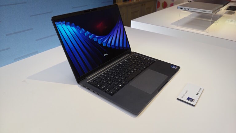 BUNDLE DELL PRO 7 NOTEBOOK, 14" FHD+IR, U5-335, 16GB & BONUS KM746 RECHARGEABLE KBM
